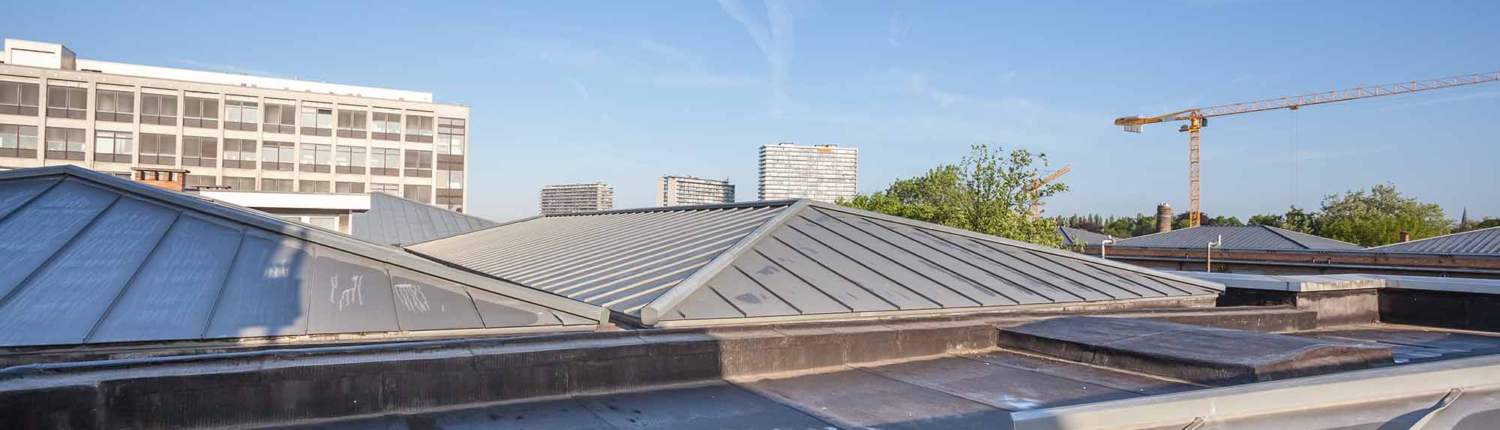 flat roof commercial The flat roof of a commercial building